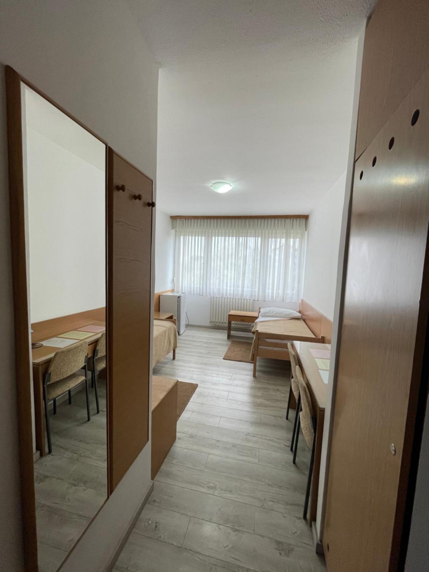 Hostel Arena Zagabria Esterno foto